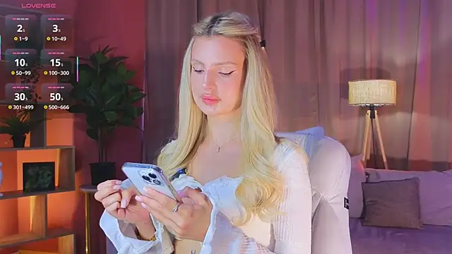 Snapshot of Grace_Gordon chatting on September 14, 4:57 am Grace Gordon online show from September 14, 4:57 am