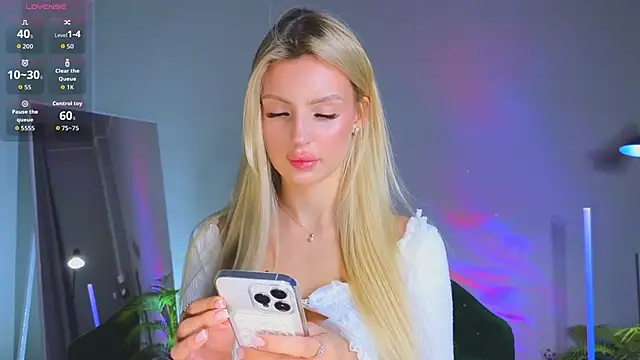 Snapshot of Grace_Gordon chatting on October 23, 4:55 am Grace Gordon online show from October 23, 4:55 am