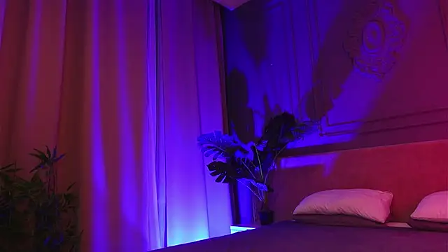 Liv Fay online show from December 16, 3:16 pm