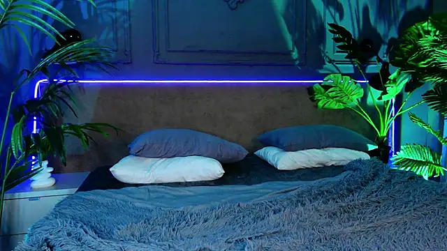 Liv Fay online show from March 21, 3:55 am