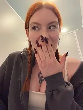 Liv Fay online show from March 11, 3:39 pm