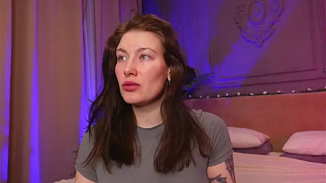 Liv Fay online show from December 20, 2:31 pm