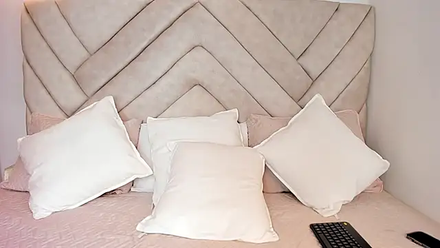 DarlinJones online show from November 26, 6:41 pm