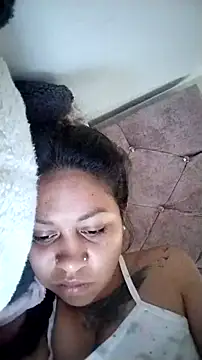 Tiphanydirty3 online show from April 10, 2:35 pm