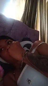 Snapshot of Tiphanydirty3 chatting on June 21, 10:37 pm Tiphanydirty3 online show from June 21, 10:37 pm