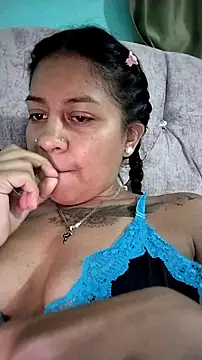 Tiphanydirty3 online show from October 17, 4:16 am