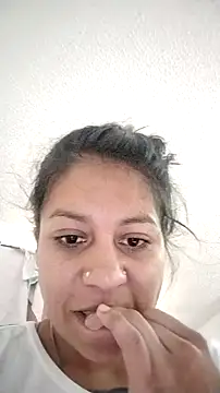 Tiphanydirty3 online show from March 21, 4:00 pm