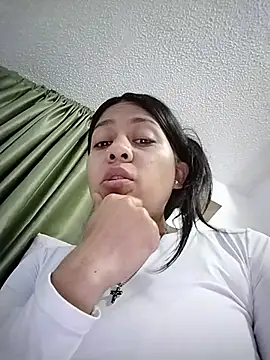 Snapshot of Tiphanydirty3 chatting on July 12, 3:40 am Tiphanydirty3 online show from July 12, 3:40 am
