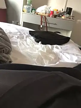 Sxybitch2024 online show from February 17, 1:41 pm