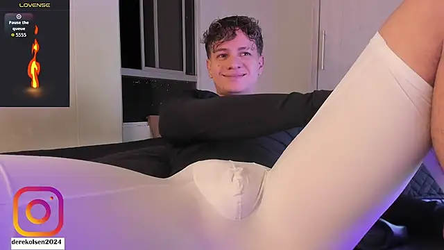 DerekOlsen online show from January 11, 1:01 am