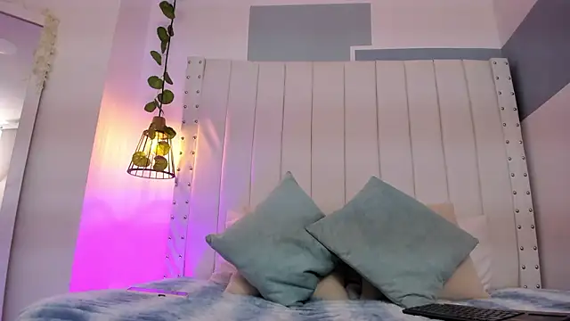 hannah gray online show from February 20, 11:12 am