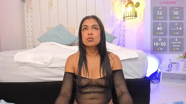 Snapshot of hannah_gray chatting on November 22, 11:09 am hannah gray online show from November 22, 11:09 am