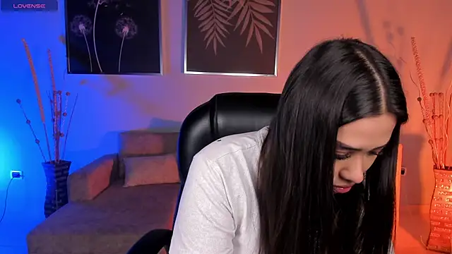 CelestePalmer  online show from December 18, 11:25 am