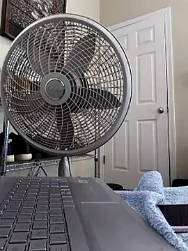 Hugedick0071 online show from February 13, 7:52 pm
