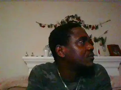 Hugedick0071 online show from December 13, 11:17 pm