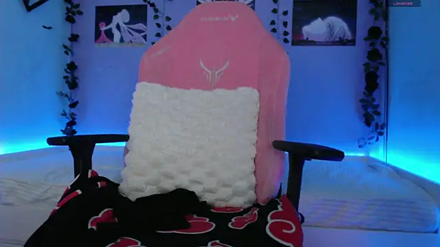 Scarlettsrorm online show from March 10, 5:11 am