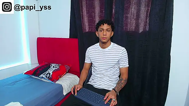 dominic smith  online show from November 15, 5:17 pm