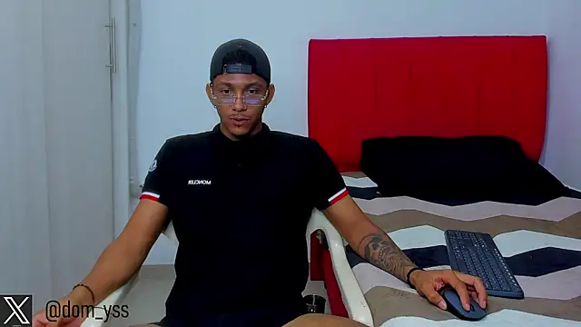 dominic smith  online show from February 25, 11:04 pm