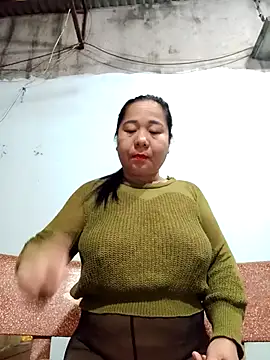 Queen 18200 online show from December 3, 10:20 pm