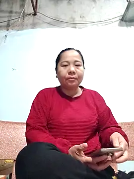 Queen 18200 online show from December 1, 10:21 pm