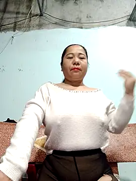 Queen 18200 online show from February 12, 9:47 pm