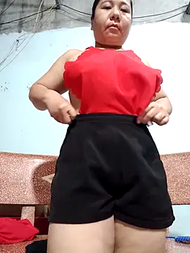 Queen 18200 online show from April 12, 10:24 pm