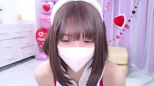 -Yuria- online show from February 12, 12:33 pm