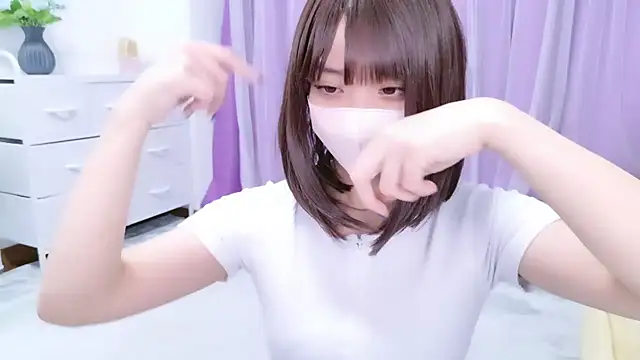 -Yuria- online show from January 26, 1:25 pm