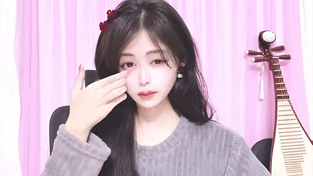 ---MIA--- online show from November 26, 2:06 pm