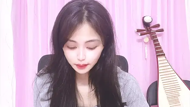 ---MIA--- online show from December 4, 2:38 pm