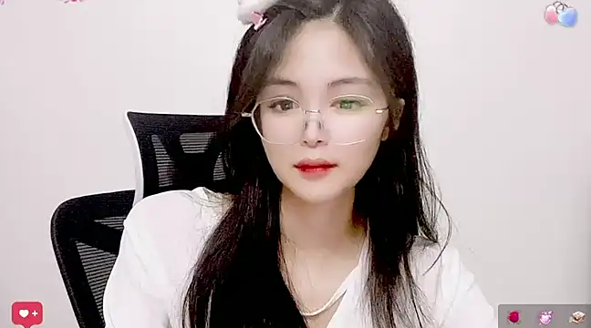 ---MIA--- online show from March 8, 11:16 am