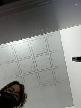 Snapshot of Jenni_nana chatting on March 6, 6:41 am Jenni nana online show from March 6, 6:41 am