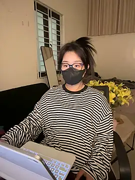 Snapshot of Jenni_nana chatting on January 11, 7:37 am Jenni nana online show from January 11, 7:37 am