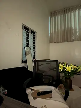 Snapshot of Jenni_nana chatting on January 6, 4:38 am Jenni nana online show from January 6, 4:38 am