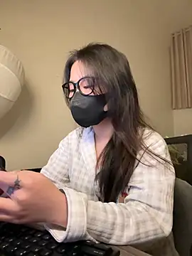 Snapshot of Jenni_nana chatting on December 21, 4:25 am Jenni nana online show from December 21, 4:25 am