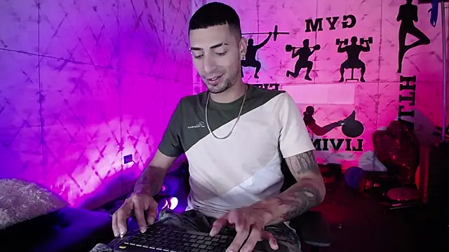 DrakeNeumann online show from December 2, 3:41 am