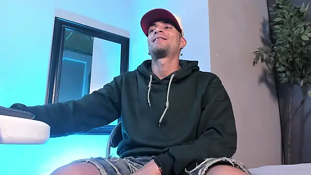 DrakeNeumann online show from April 1, 3:52 am