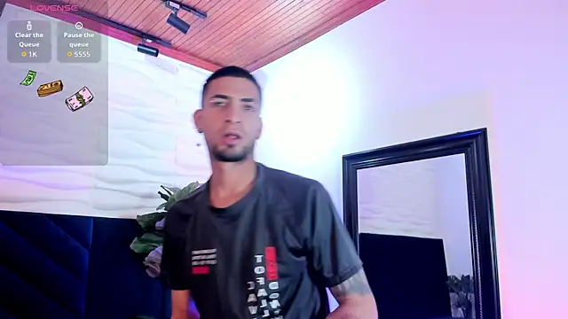 DrakeNeumann online show from December 15, 3:34 am