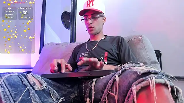 DrakeNeumann online show from March 24, 3:28 am