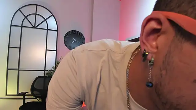 DrakeNeumann online show from March 15, 3:24 am