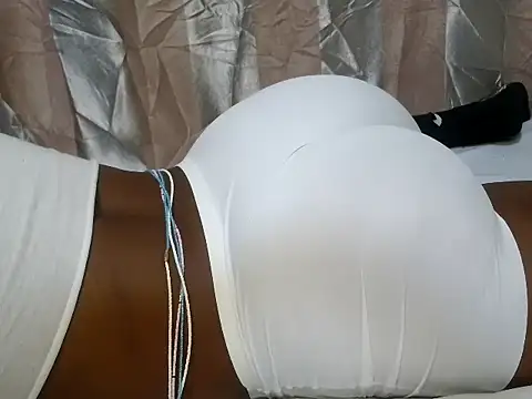 Snapshot of faista_jude chatting on February 25, 10:53 pm faista jude online show from February 25, 10:53 pm