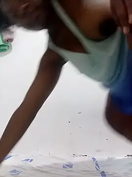 Snapshot of faista_jude chatting on October 10, 8:48 am faista jude online show from October 10, 8:48 am