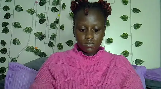 Snapshot of sexybree_ chatting on February 14, 10:14 pm sexybree online show from February 14, 10:14 pm