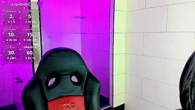 Snapshot of Nikita_Gers chatting on November 7, 4:06 am Nikita Gers online show from November 7, 4:06 am