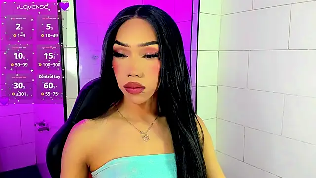 Snapshot of Nikita_Gers chatting on November 6, 3:21 am Nikita Gers online show from November 6, 3:21 am