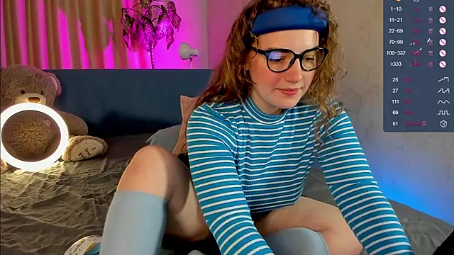 Snapshot of Blueberry_muffin chatting on November 26, 4:29 pm Blueberry muffin online show from November 26, 4:29 pm