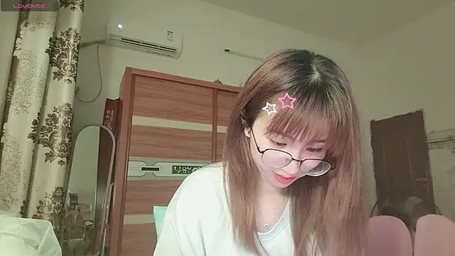 Lili 666 online show from April 22, 3:52 pm