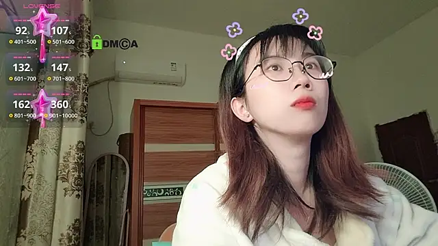 Snapshot of Lili_666 chatting on January 13, 8:46 pm Lili 666 online show from January 13, 8:46 pm