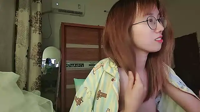 Lili 666 online show from May 28, 5:08 pm