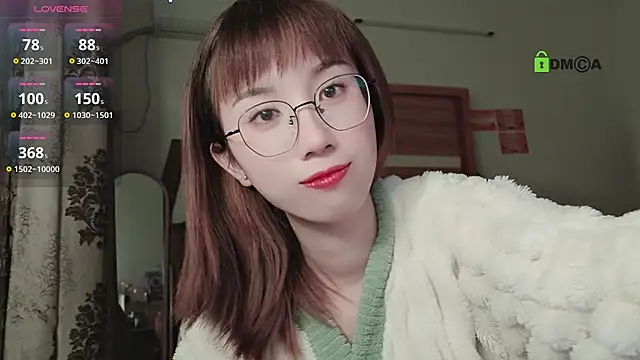 Snapshot of Lili_666 chatting on March 21, 5:12 pm Lili 666 online show from March 21, 5:12 pm